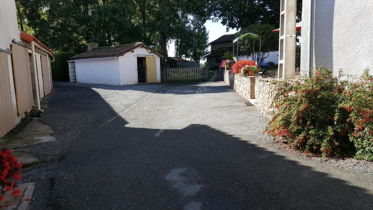 Chambre D'Hotes Le Gachignard Courlay Kültér fotó